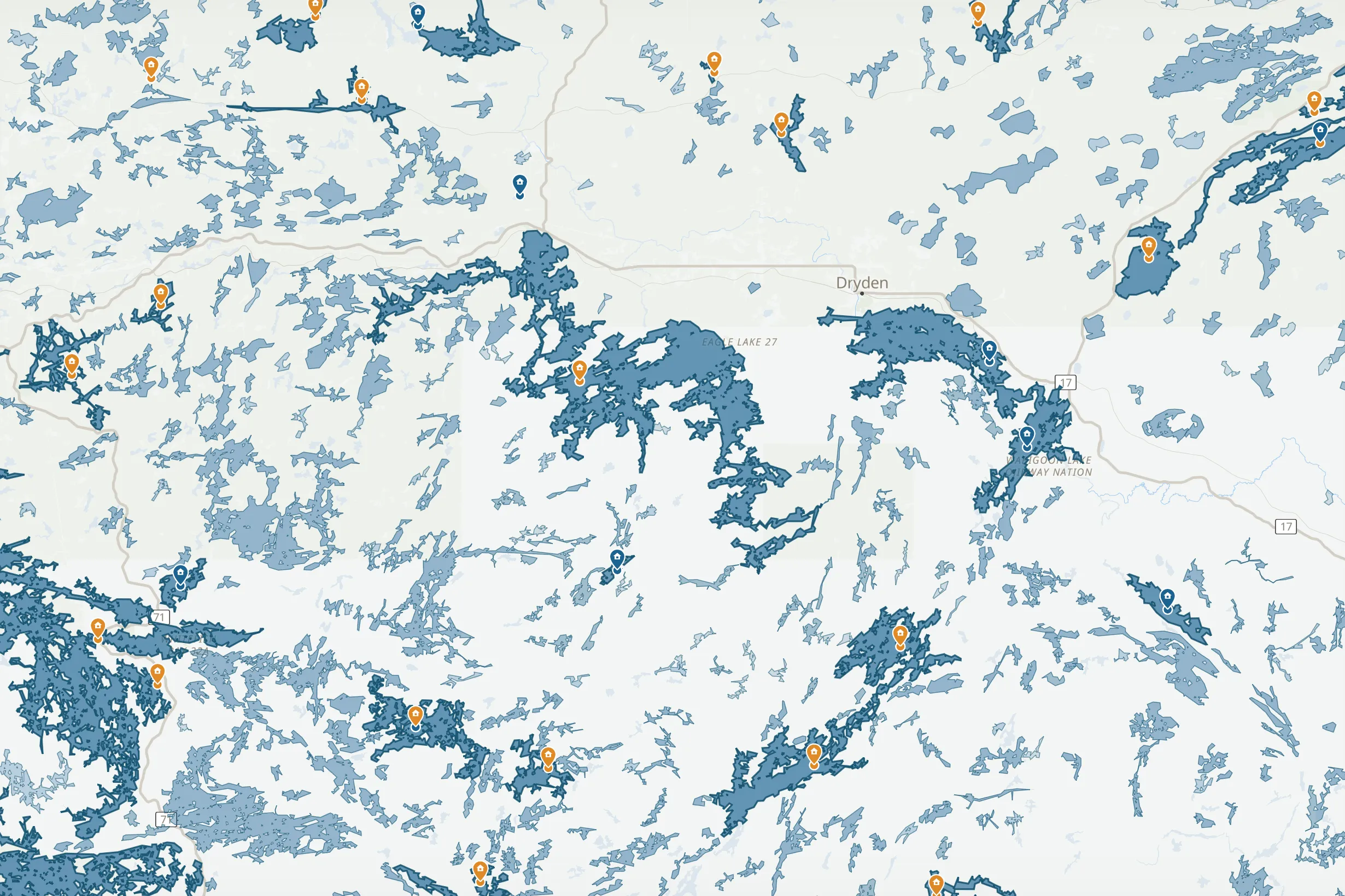 The BorealBound interactive map: lake polygons and lodge pins across Northwestern Ontario